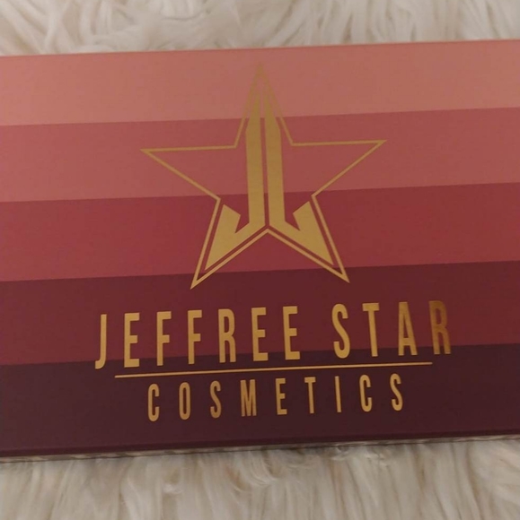 💋FIRM! NWT JEFFREE STAR MINI NUDES VELOUR LIQUID LIPSTICK VOLUME 2 - Picture 2 of 16